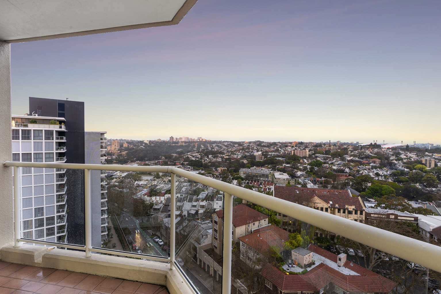 1712/1 Kings Cross Road Darlinghurst 1712/1 Kings Cross Road Darlinghurst