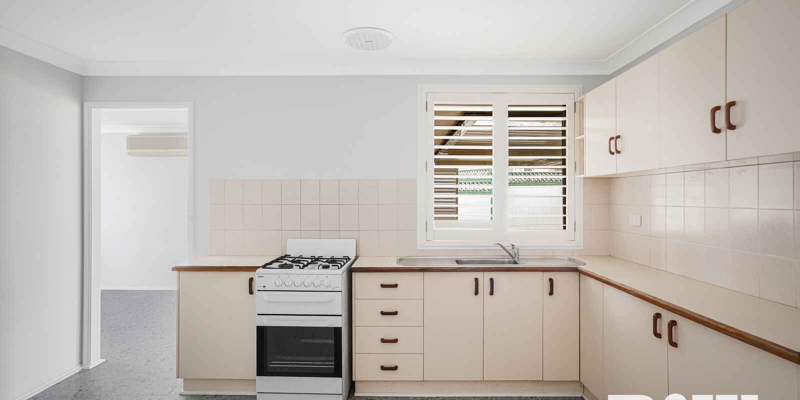 14 Henley Grove St Clair