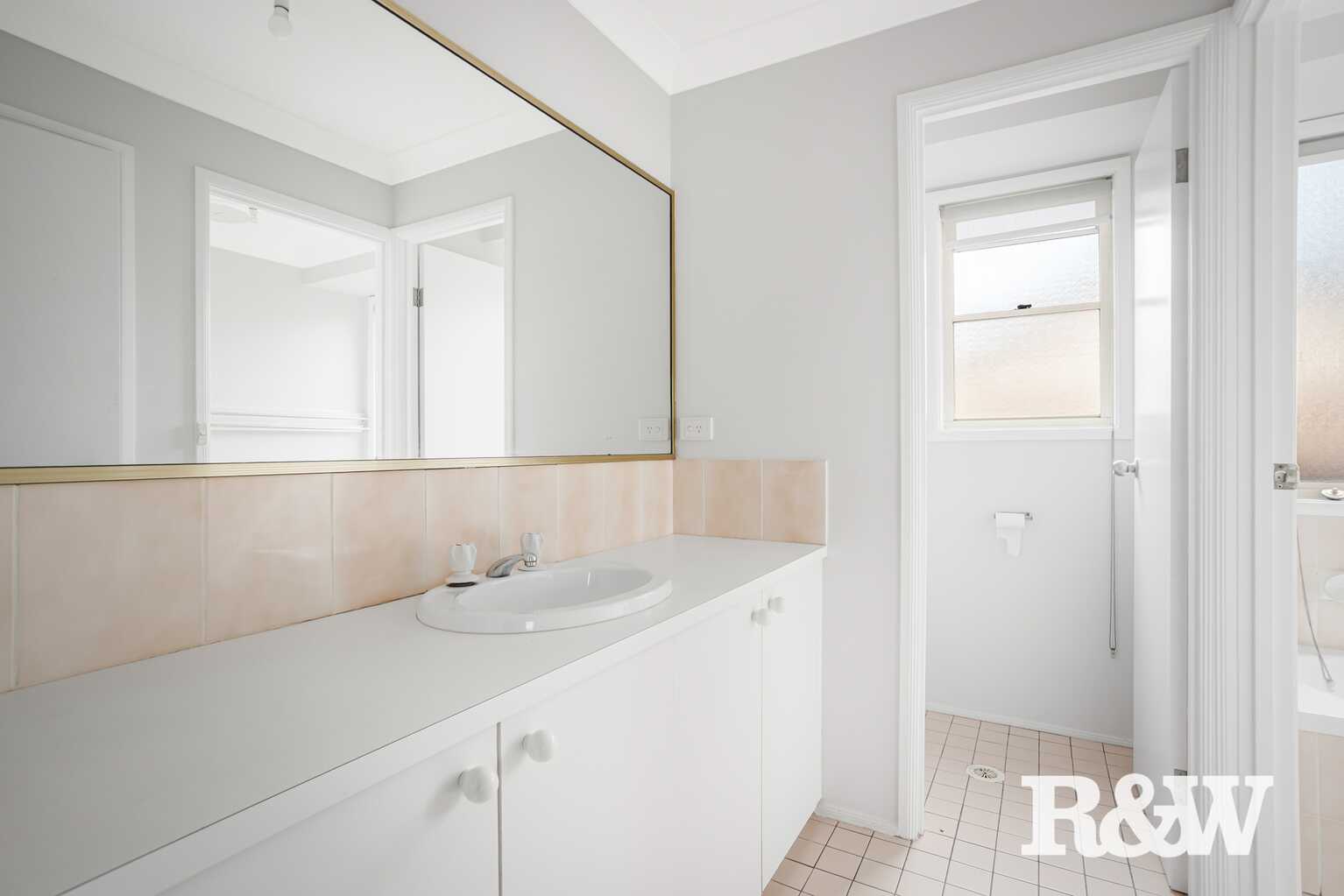 14 Henley Grove St Clair