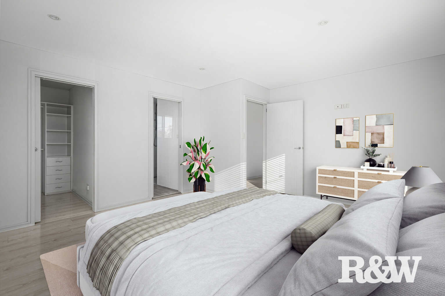 24 Madison Circuit St Clair