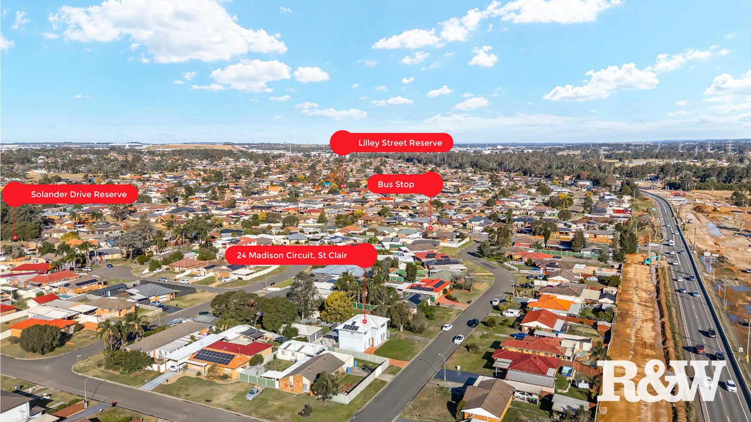 24 Madison Circuit St Clair
