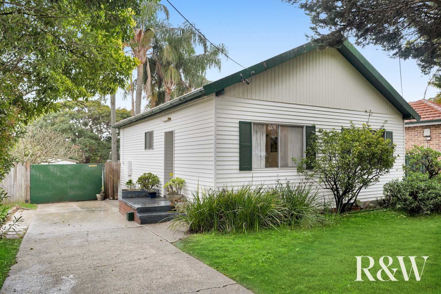48 CLANCY STREET Padstow Heights 48 CLANCY STREET Padstow Heights