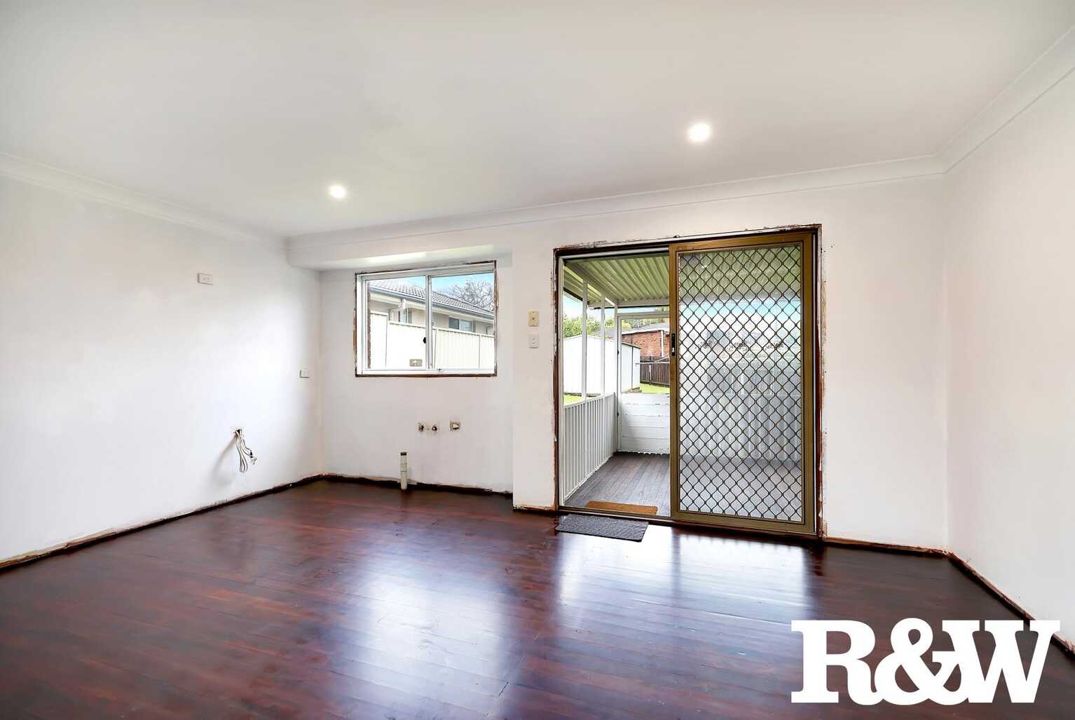 8 Nightmist Grove St Clair 8 Nightmist Grove St Clair