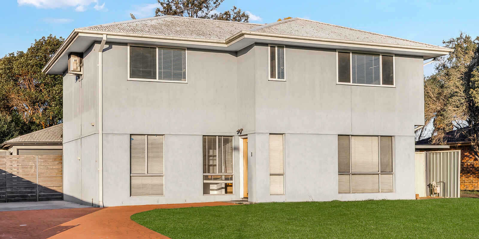24 Madison Circuit St Clair 24 Madison Circuit St Clair