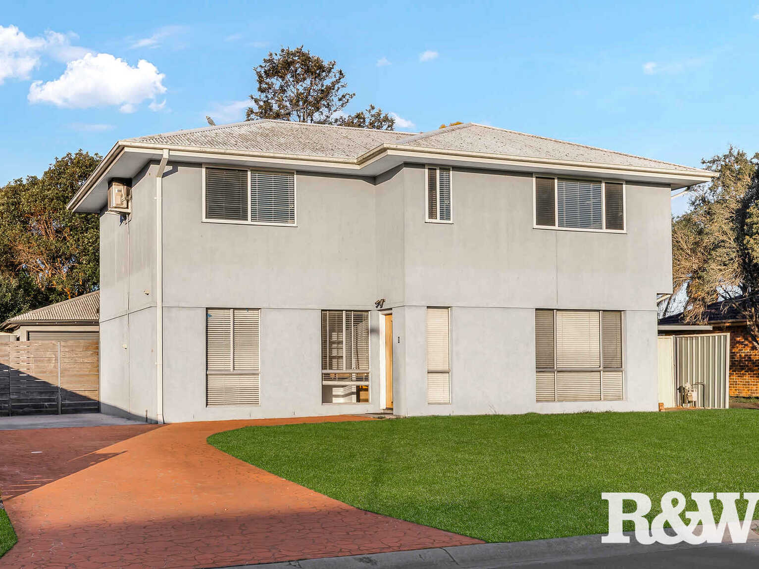 24 Madison Circuit St Clair 24 Madison Circuit St Clair
