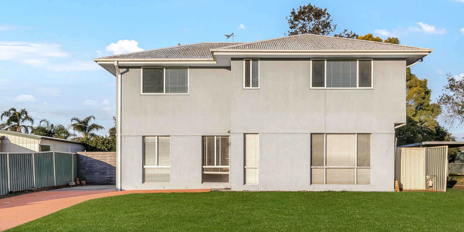 24 Madison Circuit St Clair 24 Madison Circuit St Clair