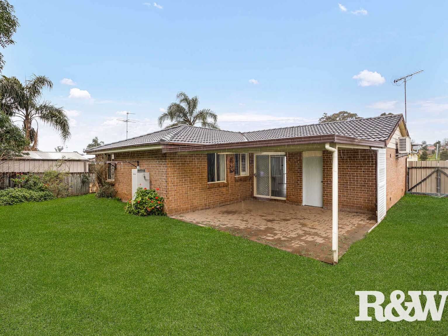 14 Henley Grove St Clair