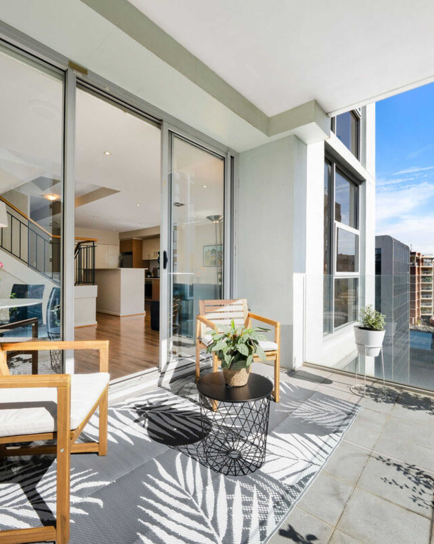 48/7-15 Newland Street Bondi Junction, Junction - Image 1