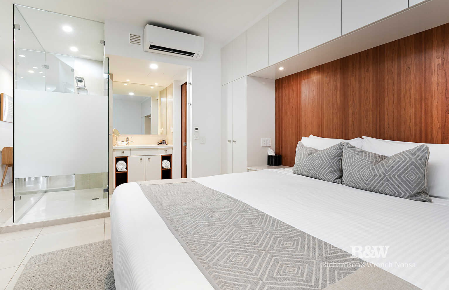 17/49 Hastings Street Noosa Heads 17/49 Hastings Street Noosa Heads