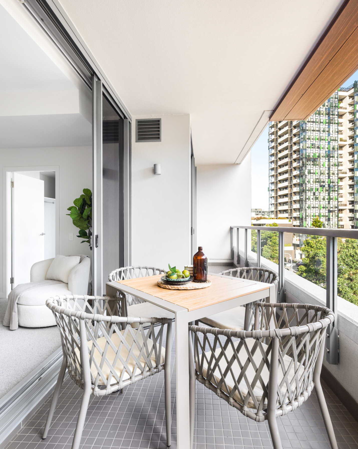 33/6 Archibald Avenue Waterloo, Waterloo - Thumbnail 2