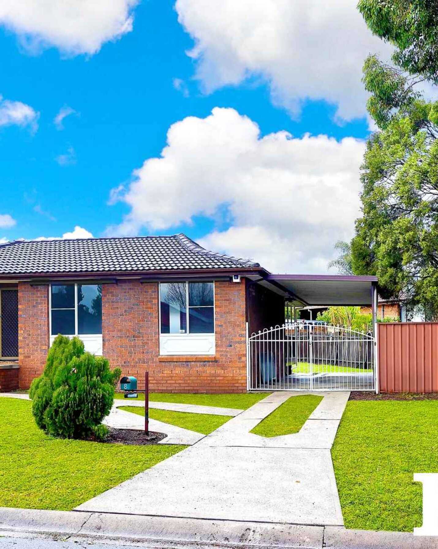 8 Nightmist Grove St Clair, Clair - Image 1
