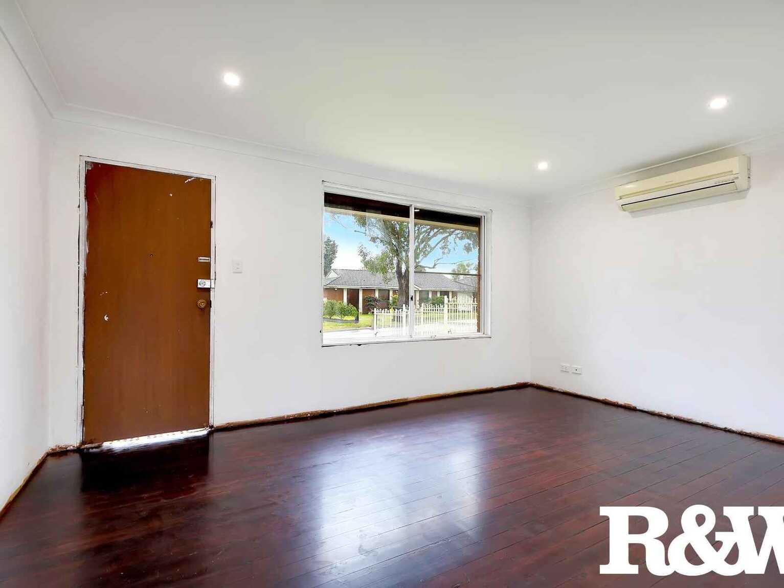 8 Nightmist Grove St Clair 8 Nightmist Grove St Clair