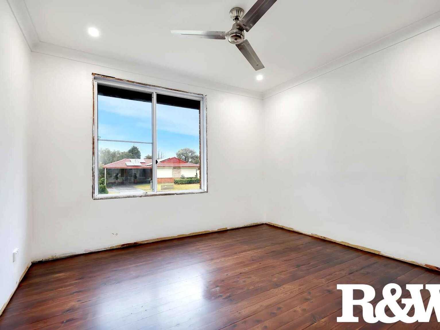 8 Nightmist Grove St Clair 8 Nightmist Grove St Clair