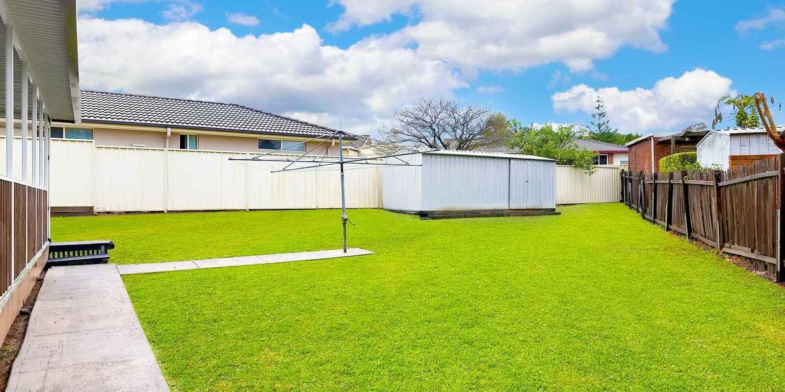 8 Nightmist Grove St Clair 8 Nightmist Grove St Clair