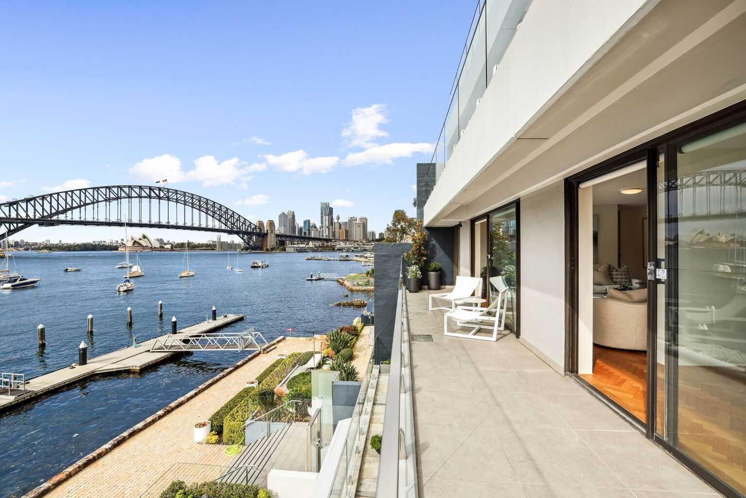 5/33 East Crescent Street McMahons Point