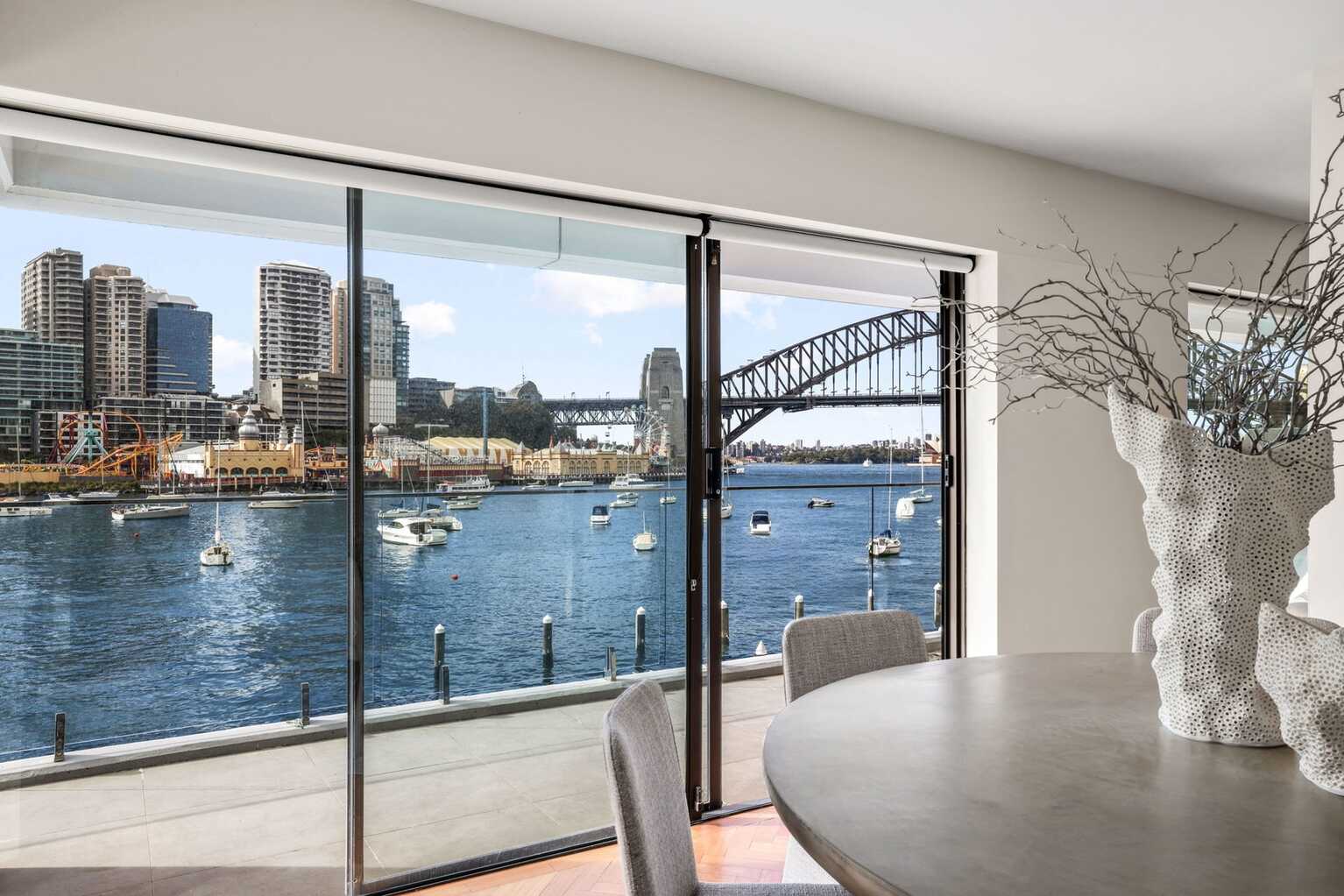 5/33 East Crescent Street McMahons Point