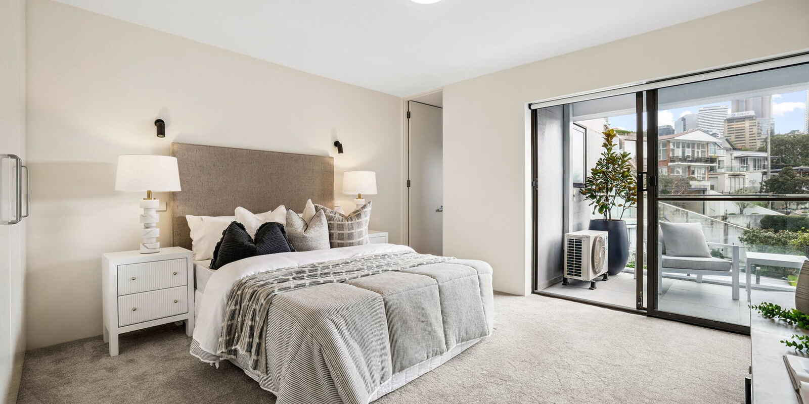 5/33 East Crescent Street McMahons Point