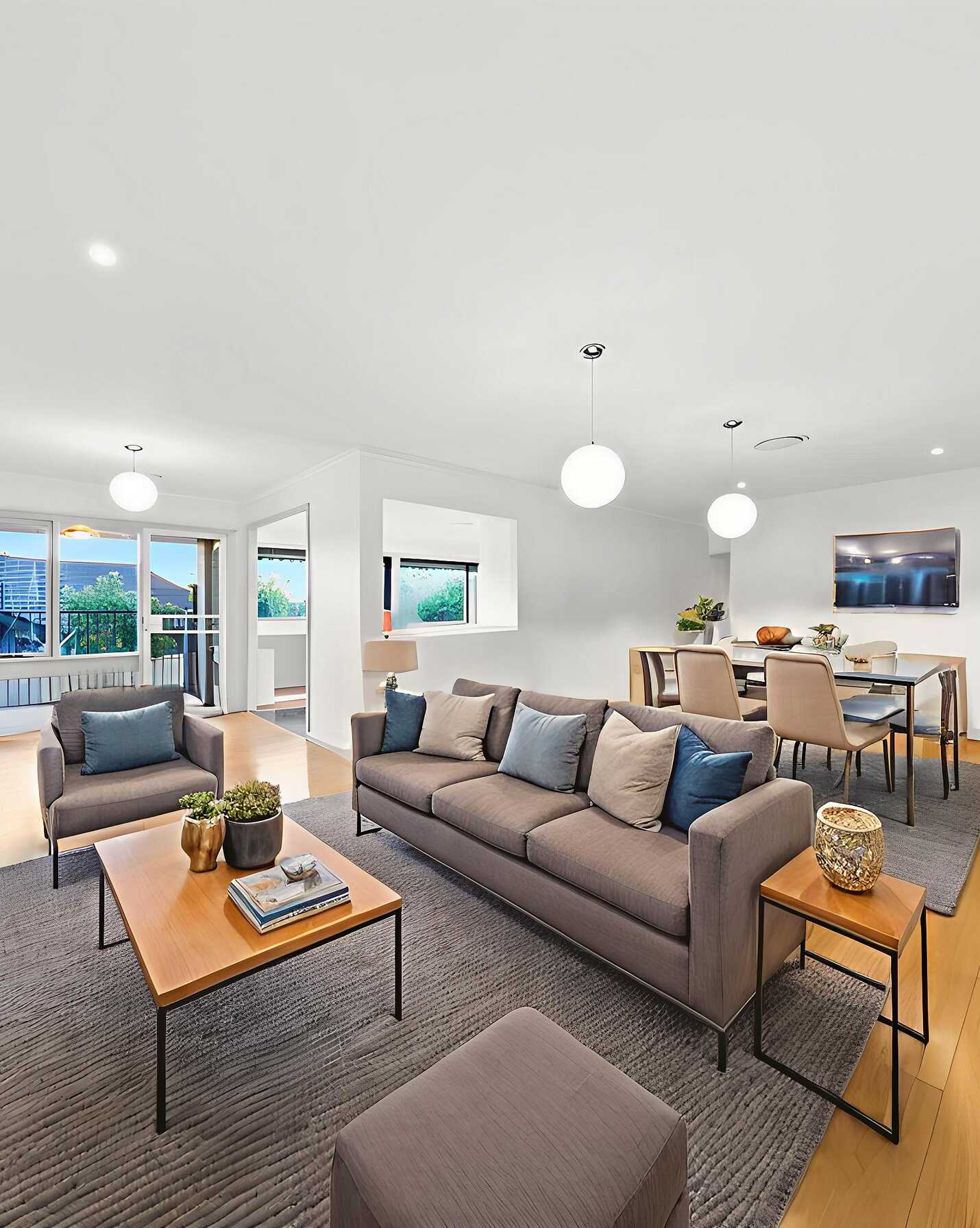12 OMARU CRESCENT Bradbury, Bradbury - Thumbnail 2