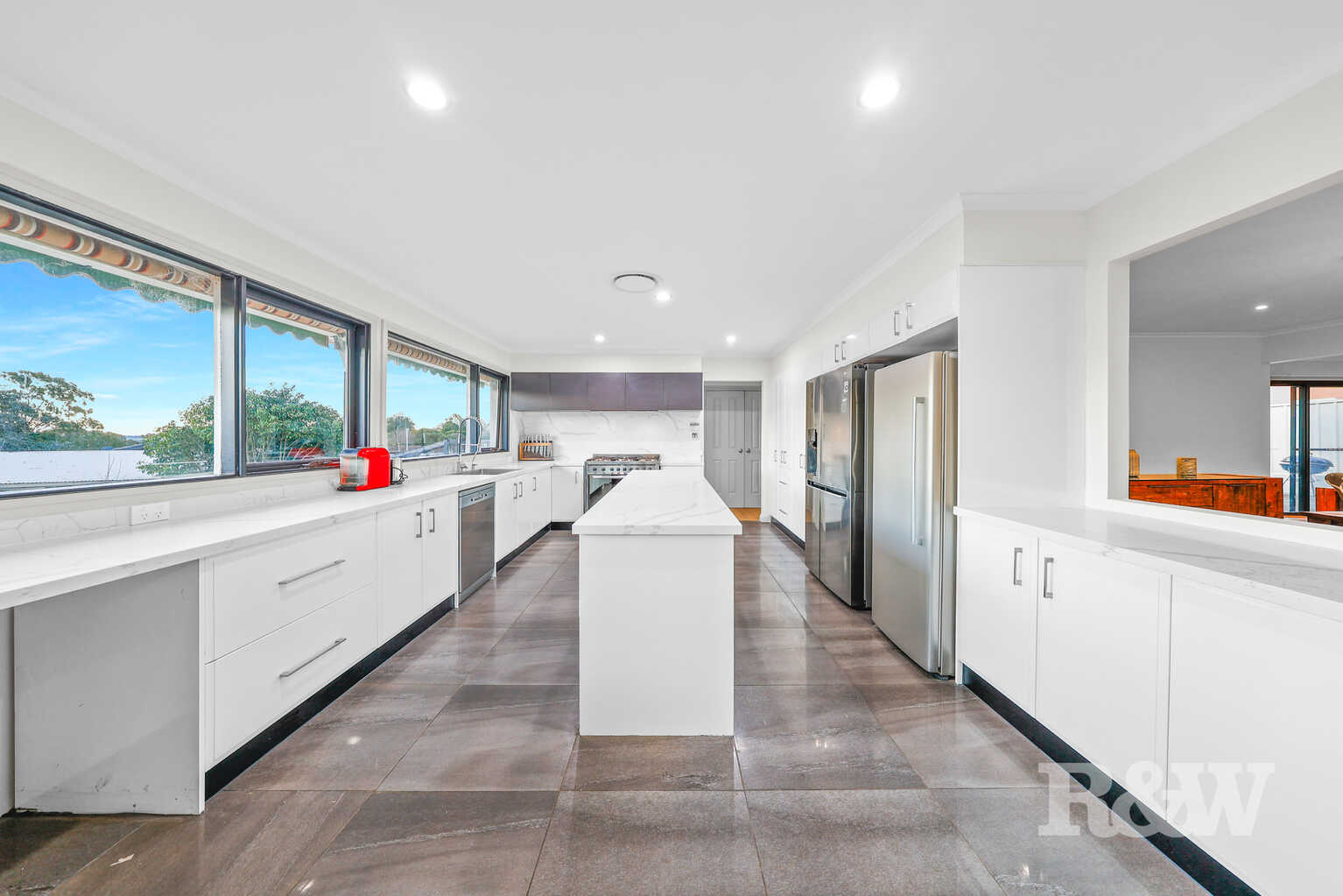 12 OMARU CRESCENT Bradbury 12 OMARU CRESCENT Bradbury