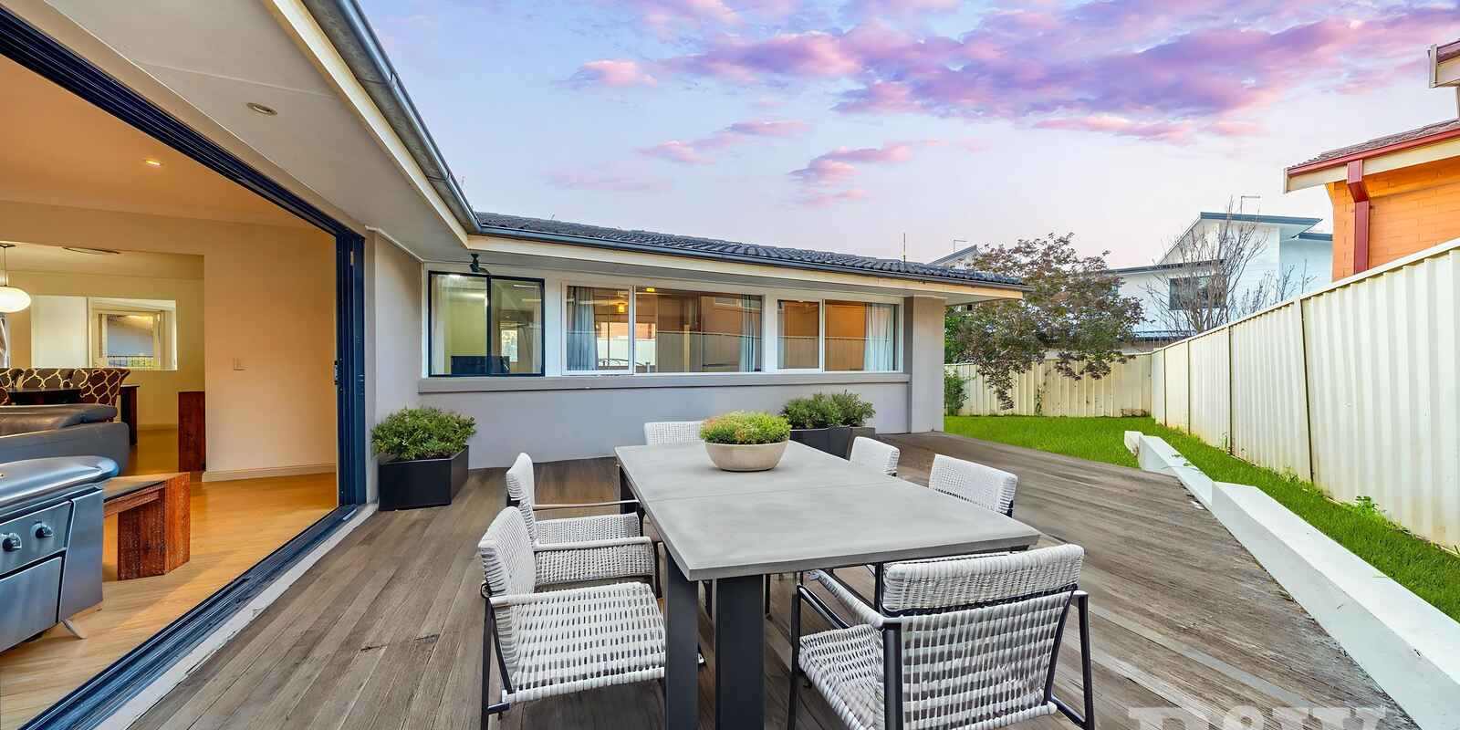 12 OMARU CRESCENT Bradbury 12 OMARU CRESCENT Bradbury