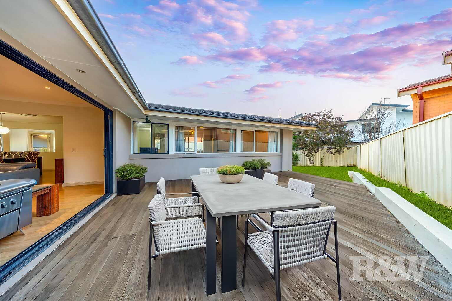 12 OMARU CRESCENT Bradbury 12 OMARU CRESCENT Bradbury