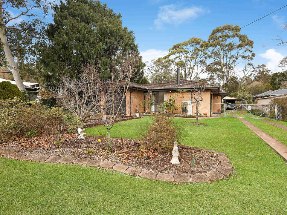 4 Bindar Crescent Bundanoon