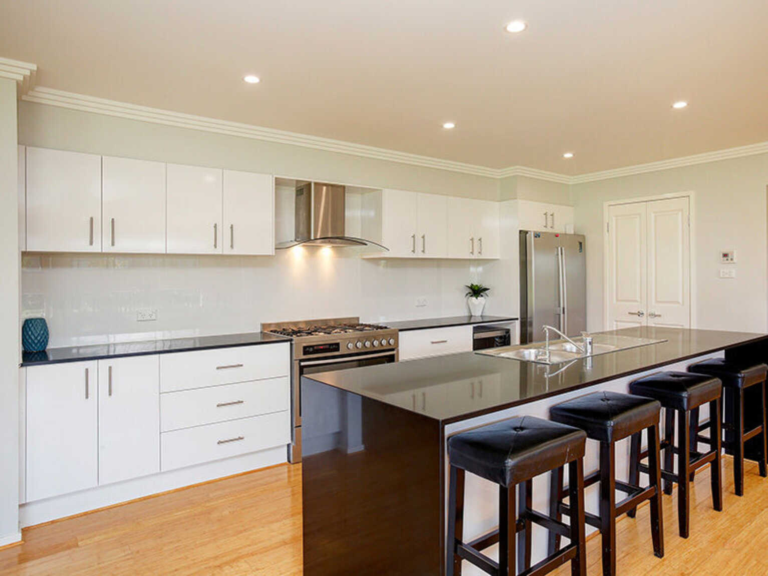 24 Windsor Crescent Moss Vale 24 Windsor Crescent Moss Vale