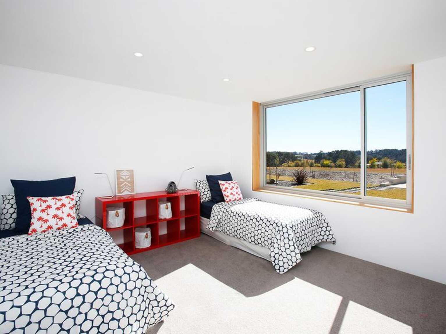 60 Ringwood Lane Exeter