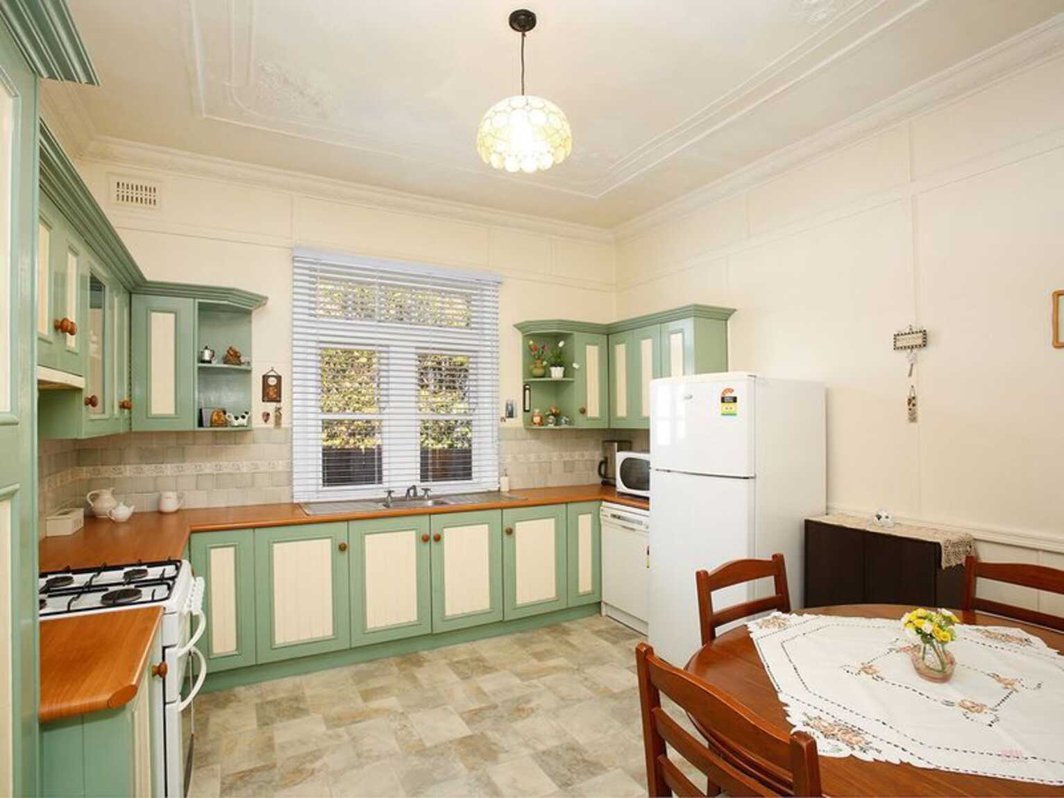 2 Suttor Road Moss Vale