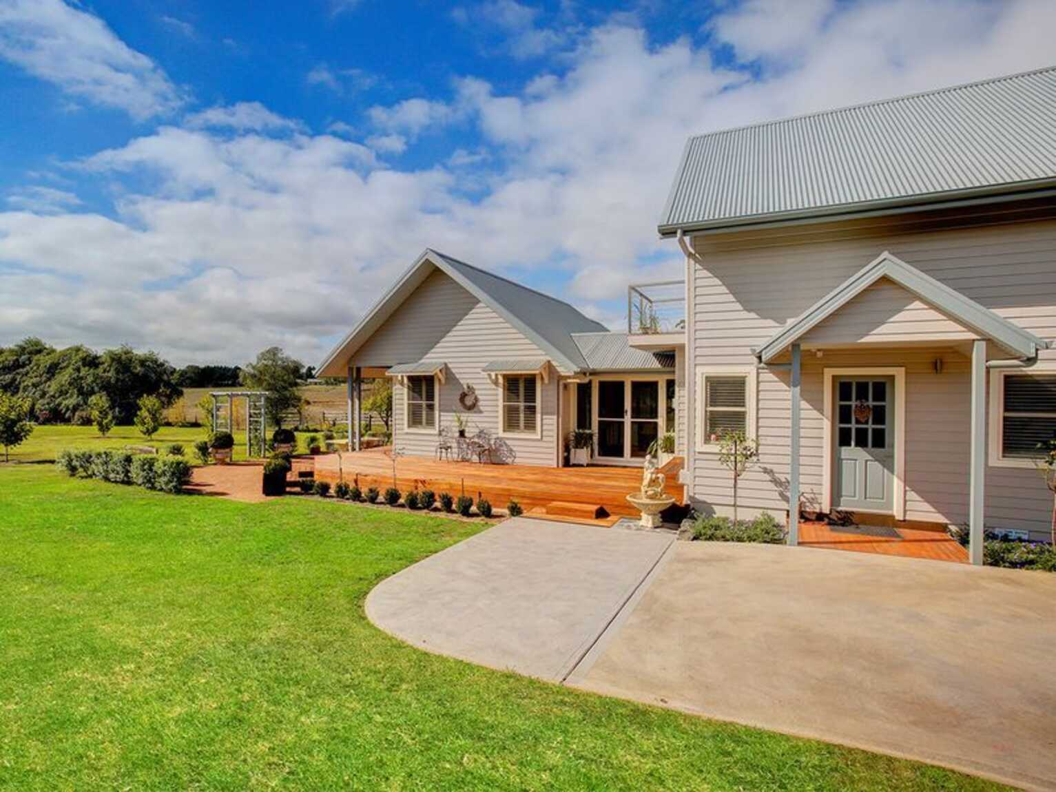 2 Hazelton Drive Moss Vale 2 Hazelton Drive Moss Vale
