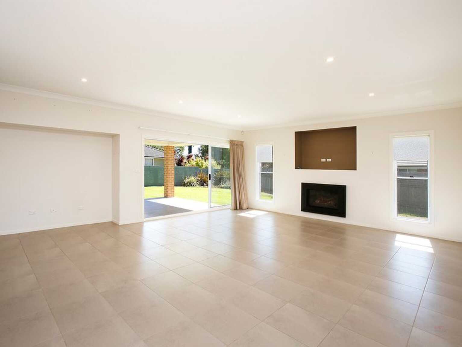 12 Lansdown Place Moss Vale 12 Lansdown Place Moss Vale