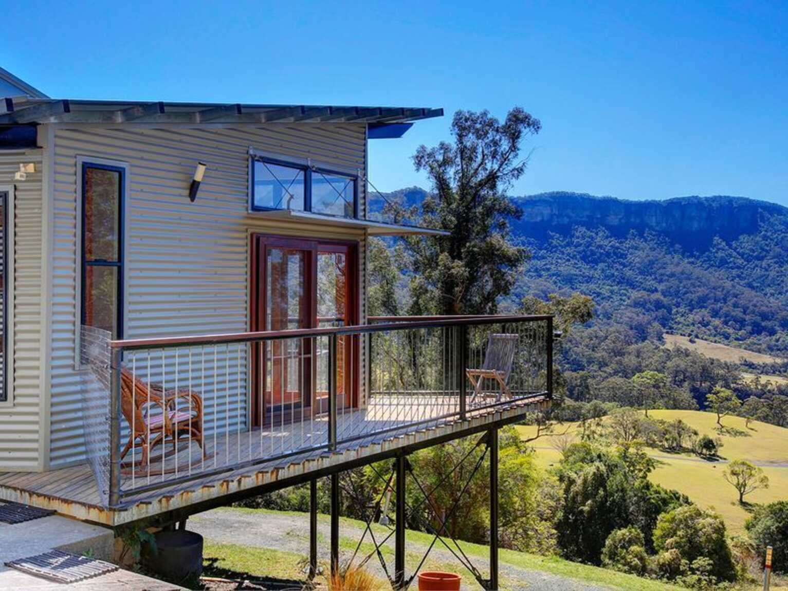 254 Mellows Road Calderwood