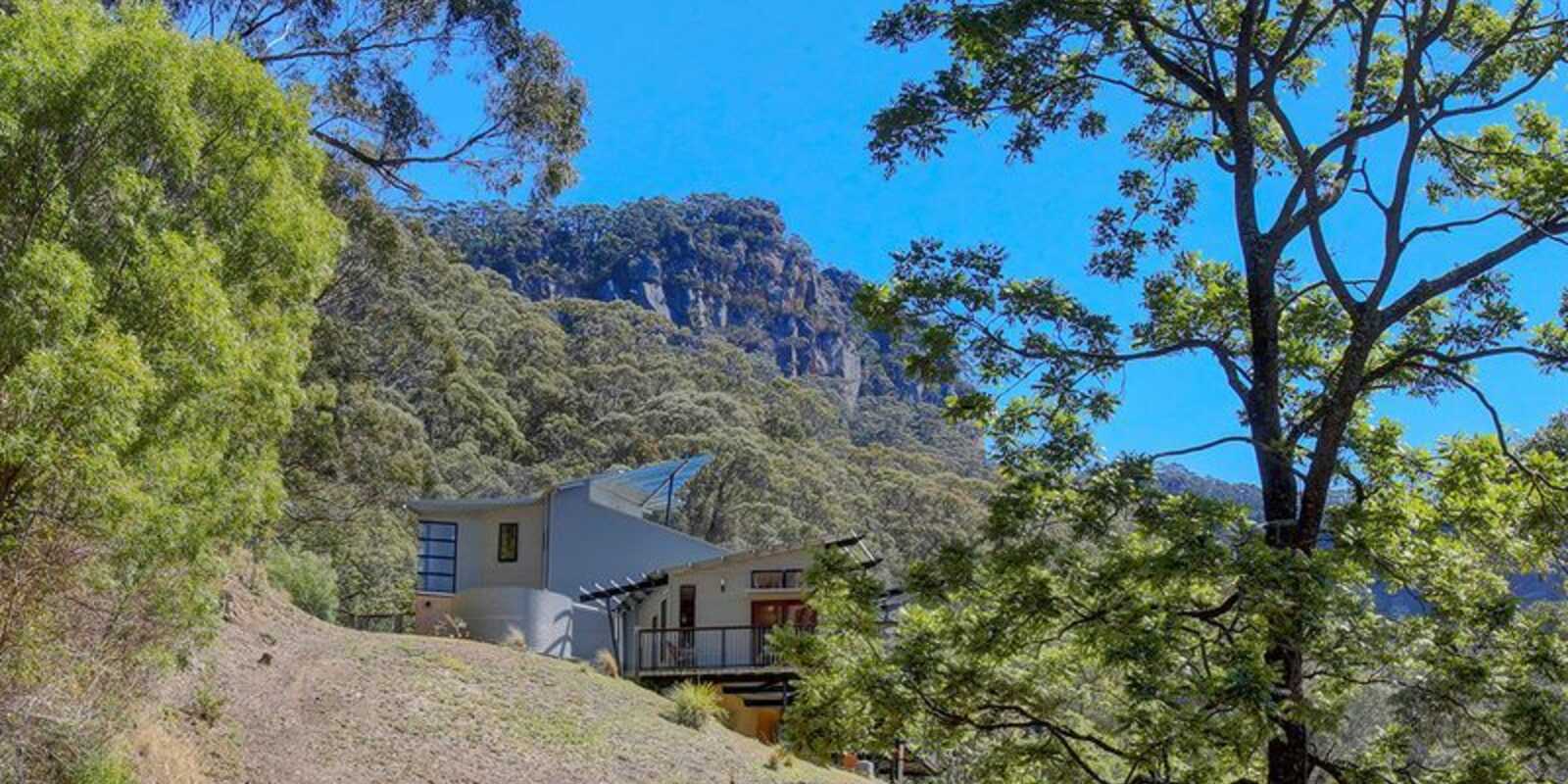254 Mellows Road Calderwood