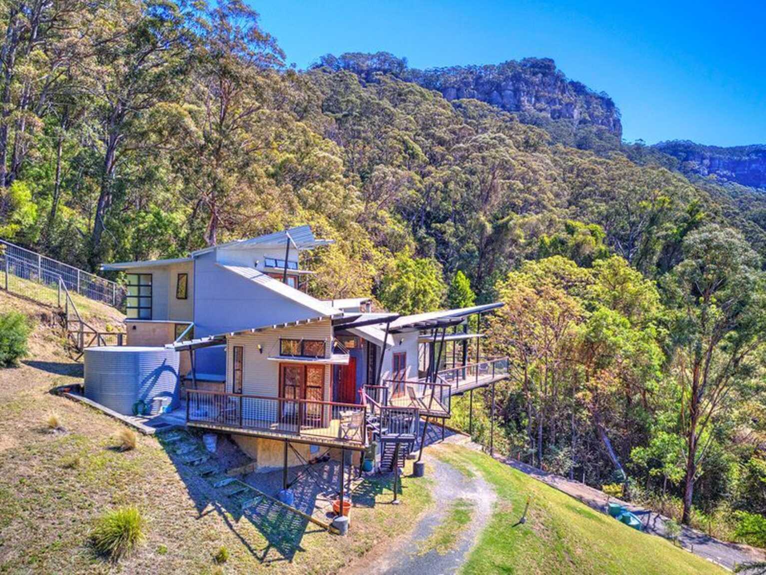 254 Mellows Road Calderwood