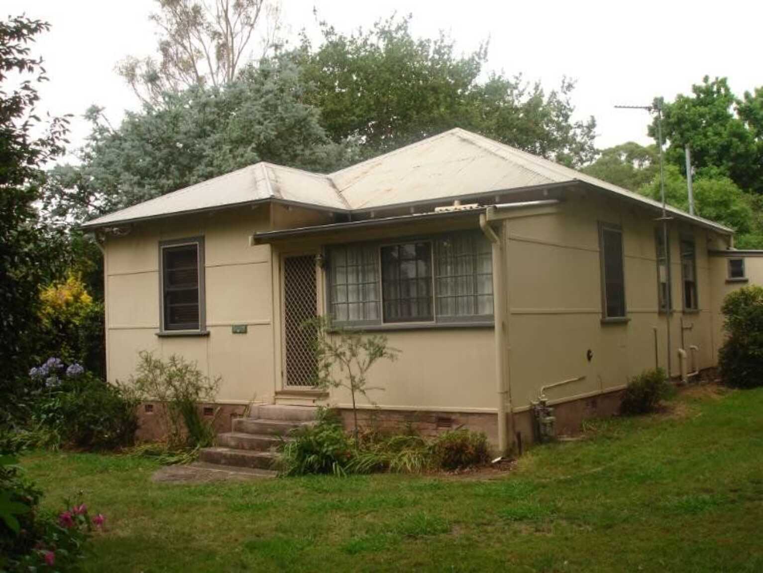 8-10 Watson Road Moss Vale 8-10 Watson Road Moss Vale