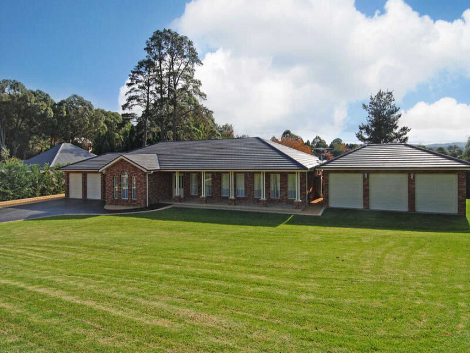6 Kewarra Place Moss Vale 6 Kewarra Place Moss Vale