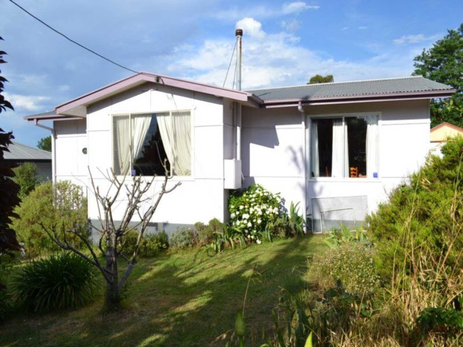 8 Yarrawa Road Moss Vale 8 Yarrawa Road Moss Vale