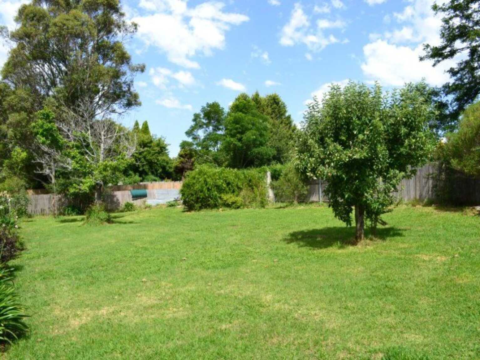 8 Yarrawa Road Moss Vale 8 Yarrawa Road Moss Vale