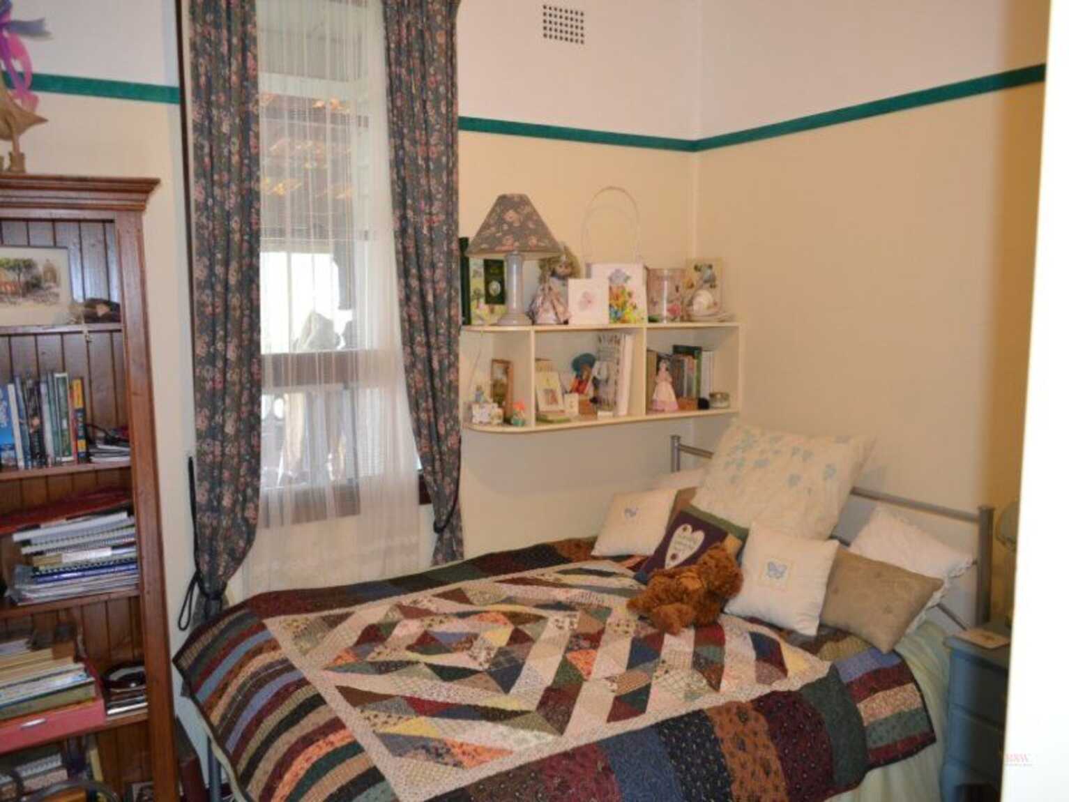 8 Yarrawa Road Moss Vale 8 Yarrawa Road Moss Vale