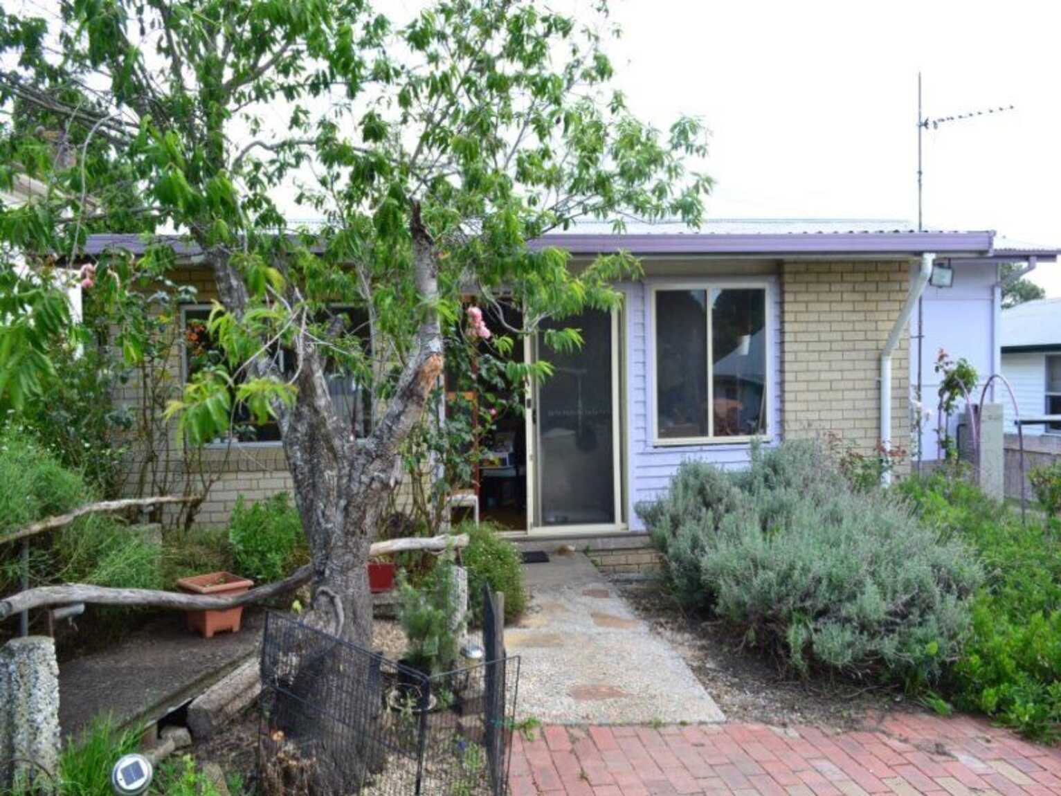8 Yarrawa Road Moss Vale 8 Yarrawa Road Moss Vale