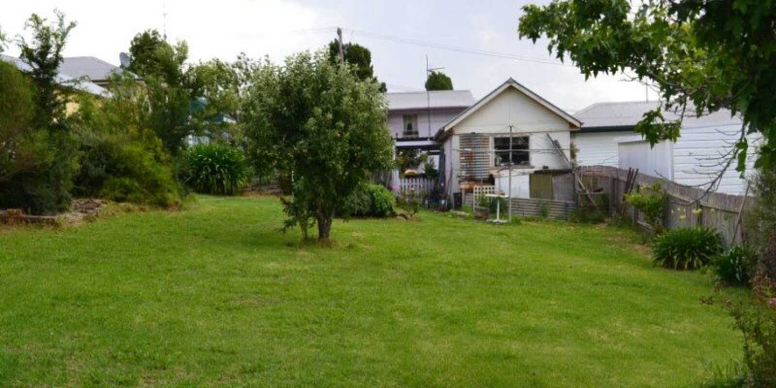 8 Yarrawa Road Moss Vale 8 Yarrawa Road Moss Vale