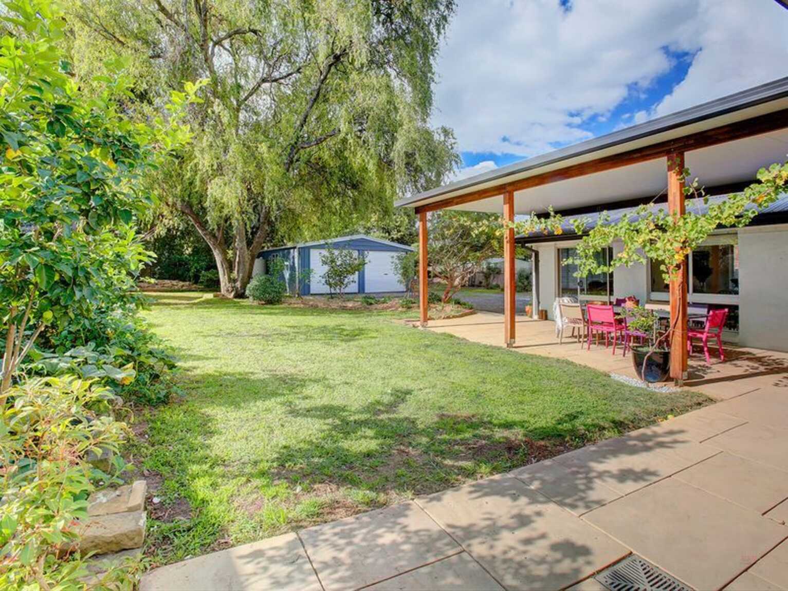70 Kangaloon Road Bowral 70 Kangaloon Road Bowral