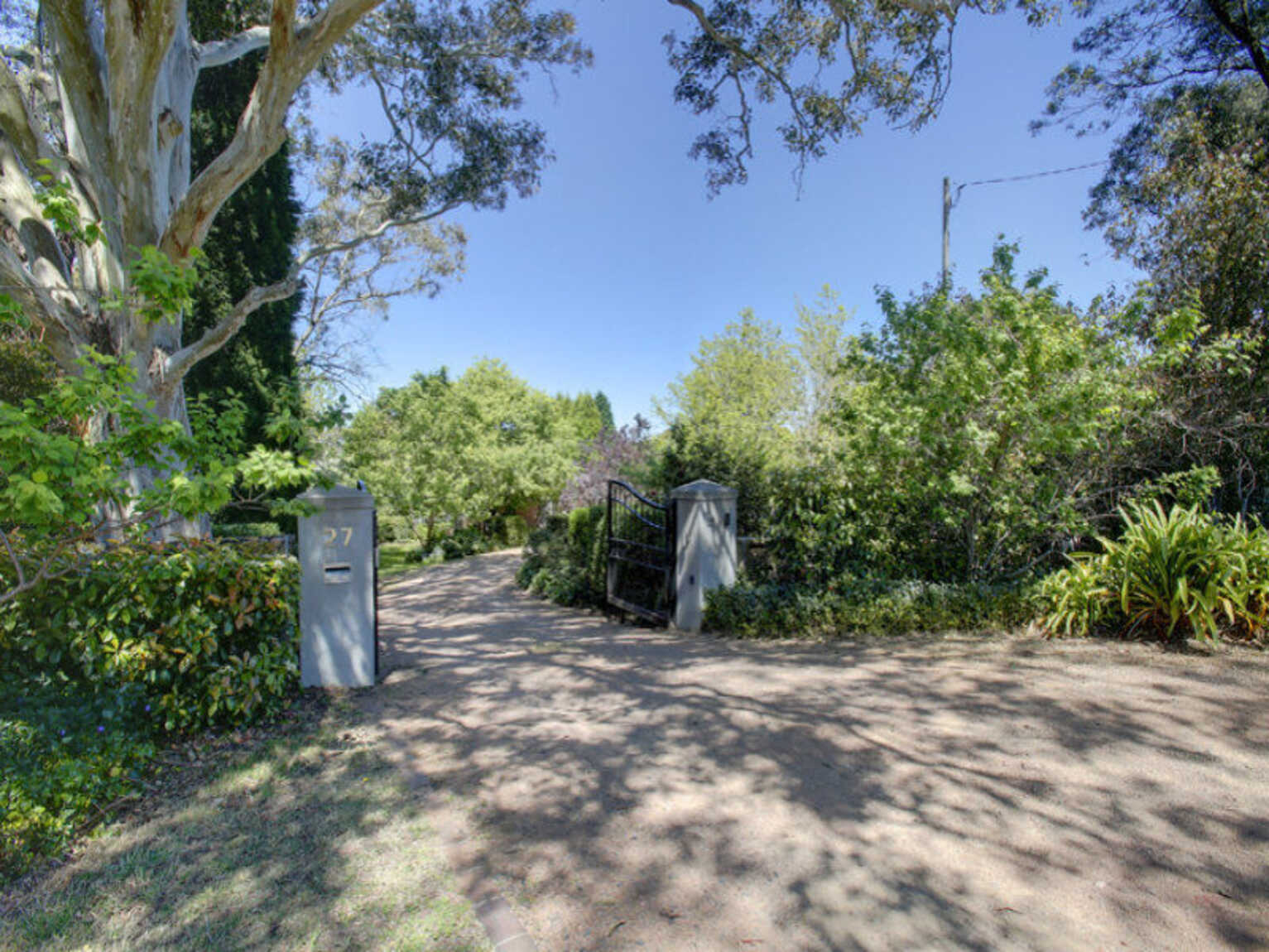 27 Sunninghill Avenue Burradoo 27 Sunninghill Avenue Burradoo