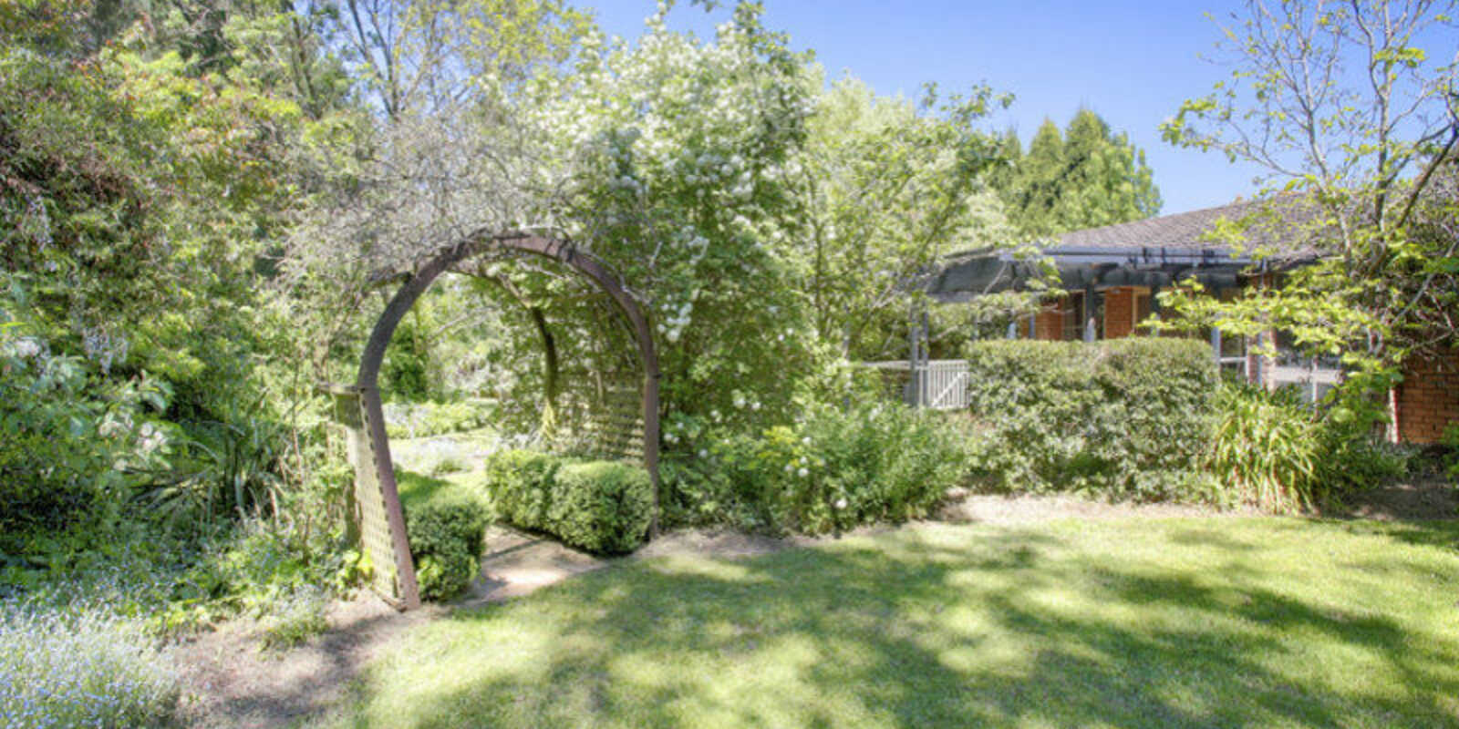 27 Sunninghill Avenue Burradoo 27 Sunninghill Avenue Burradoo