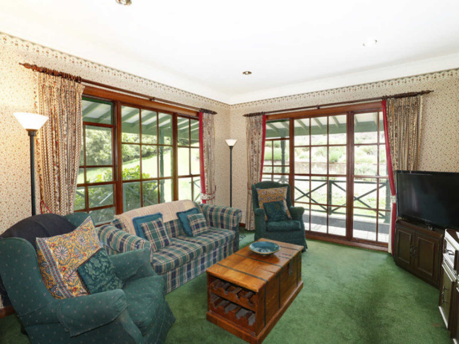 377 Ellsmore Road Exeter 377 Ellsmore Road Exeter
