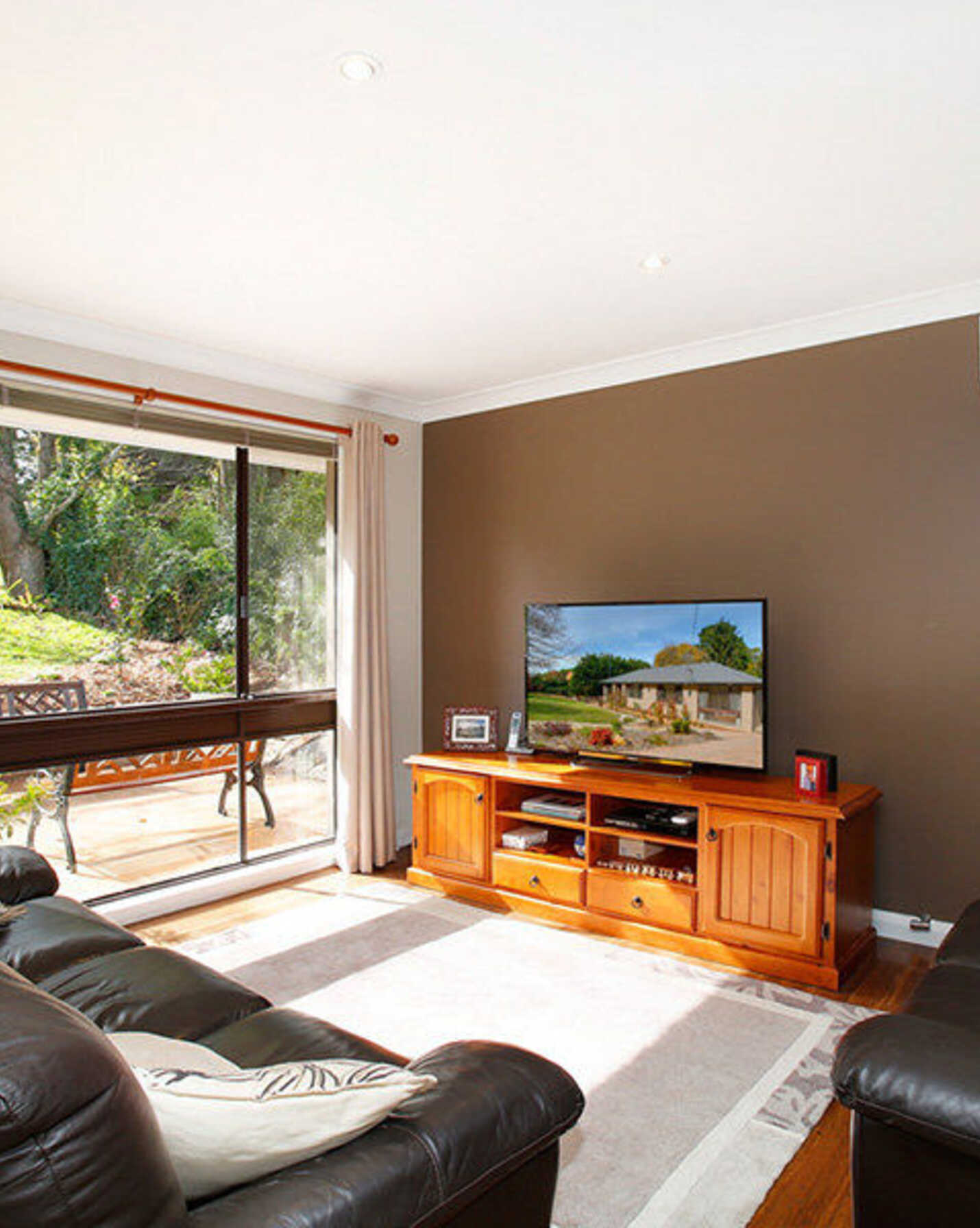 61 Middle Road Exeter, Exeter - Thumbnail 2