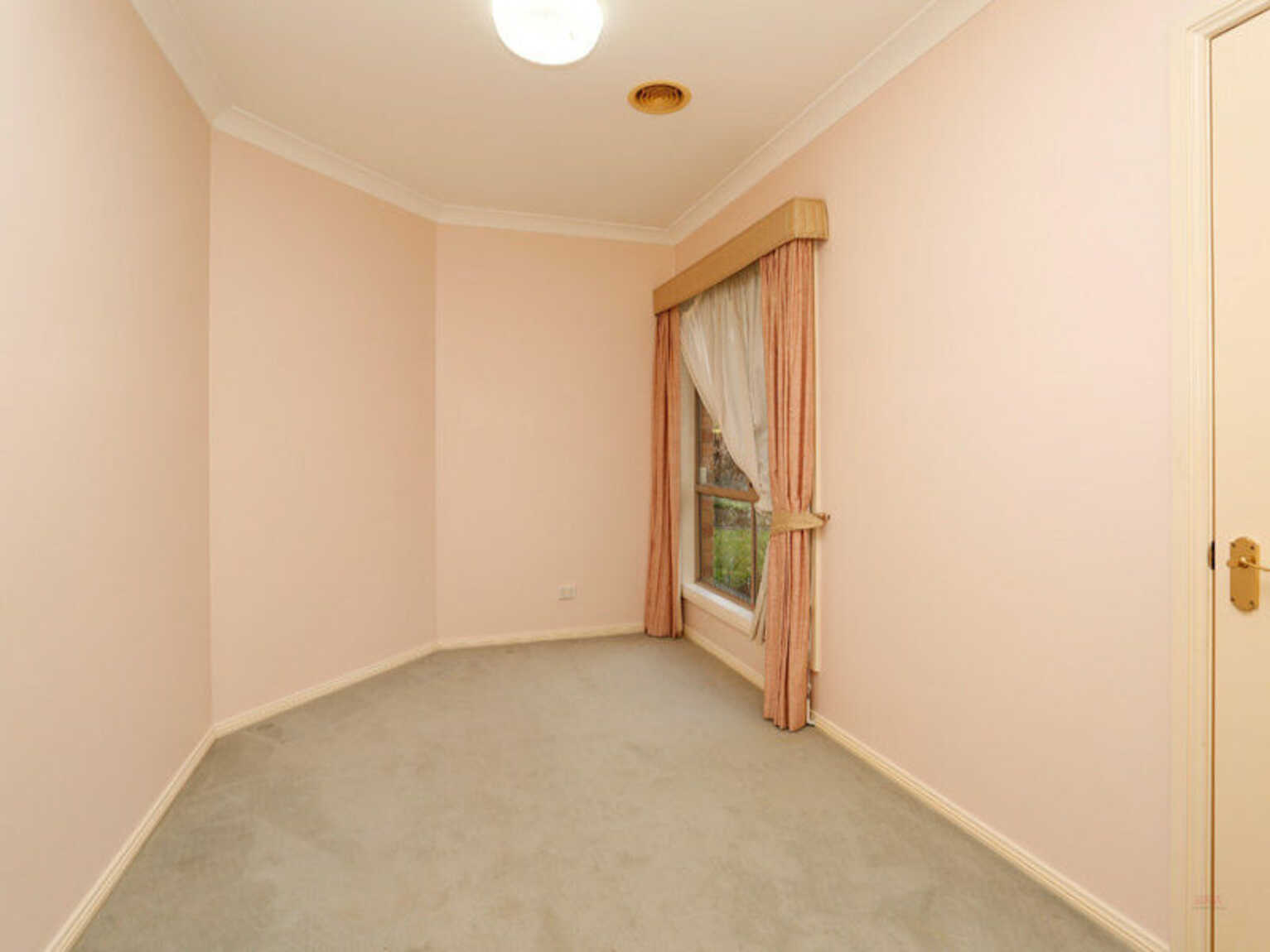32 Simon Place Moss Vale
