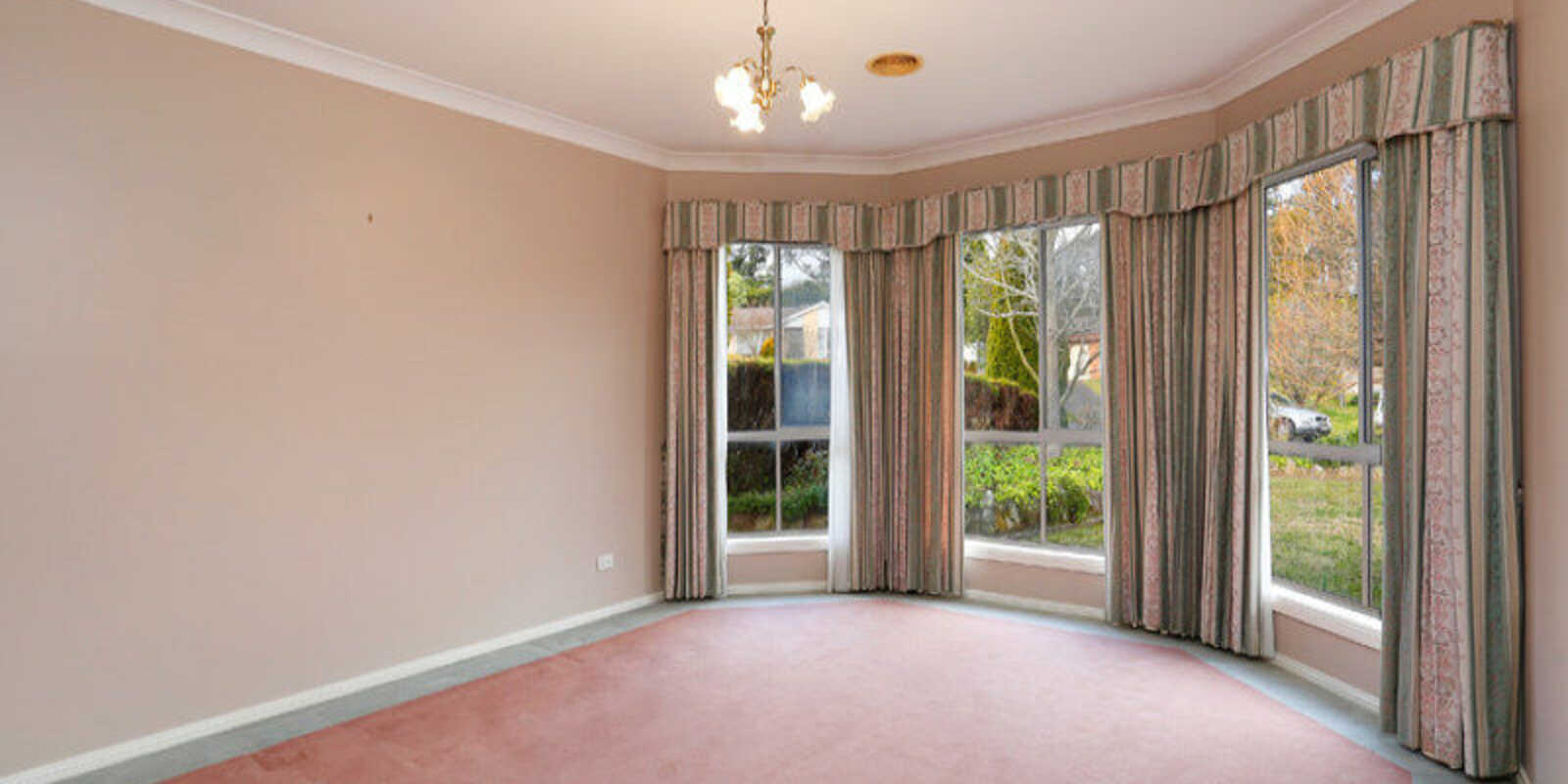 32 Simon Place Moss Vale