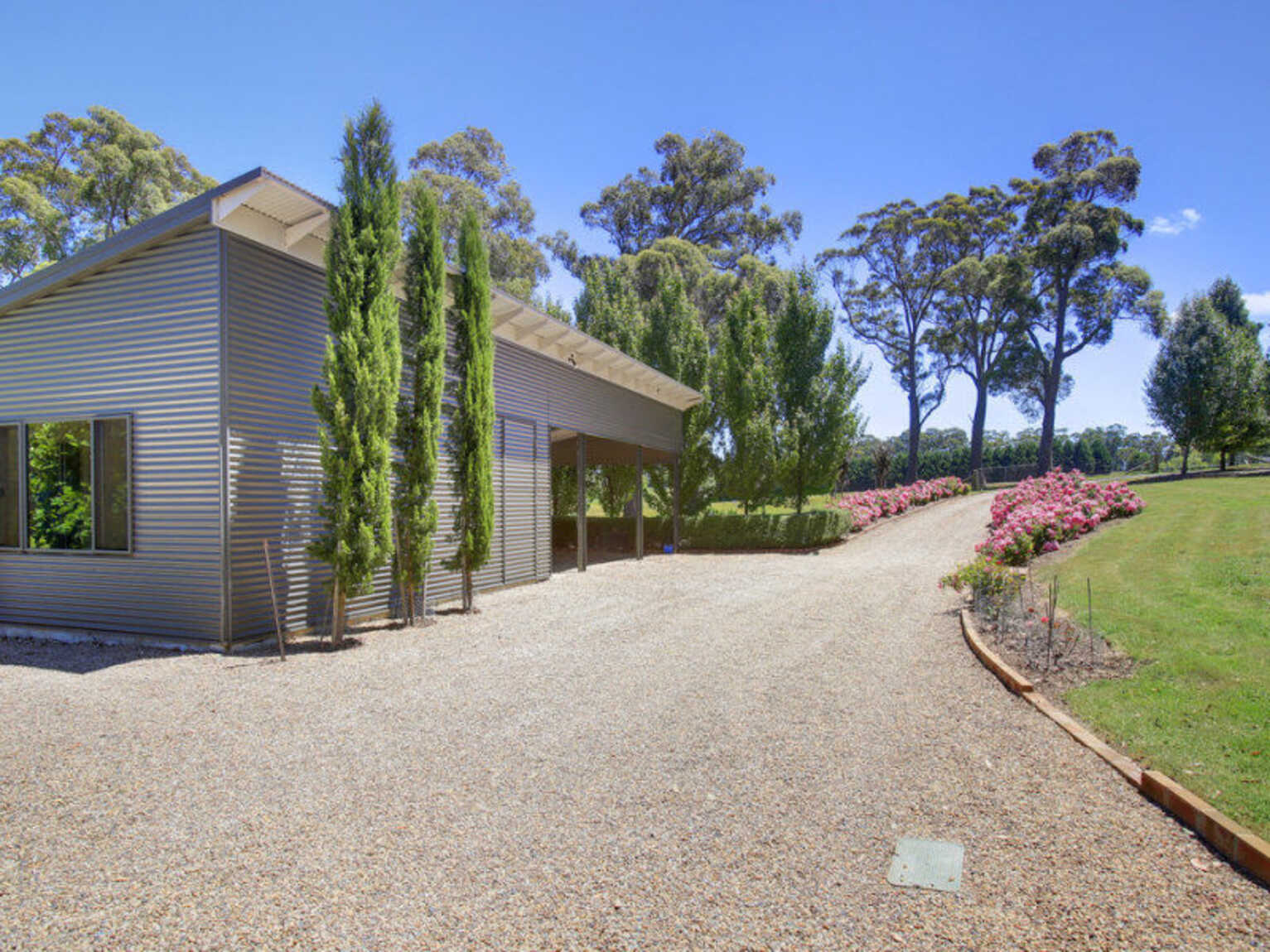 27 Ringwood Lane Exeter