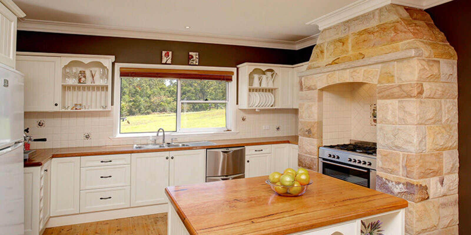 2952 Wombeyan Caves Road Bullio 2952 Wombeyan Caves Road Bullio